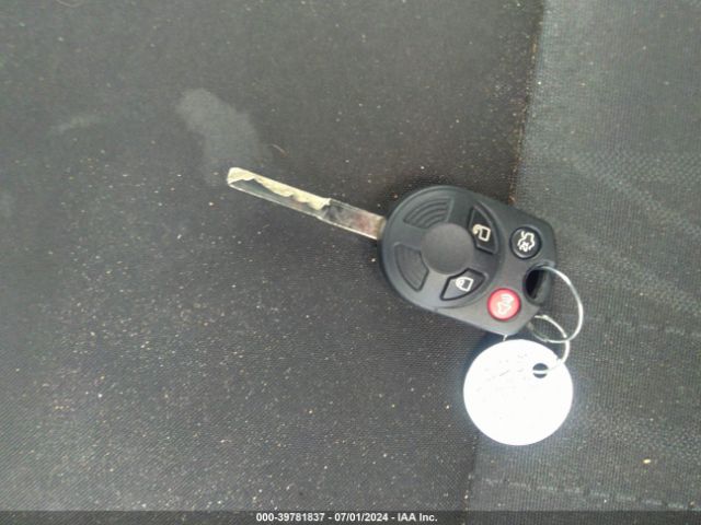 1FADP3F24GL210560 Ford FOCUS SE