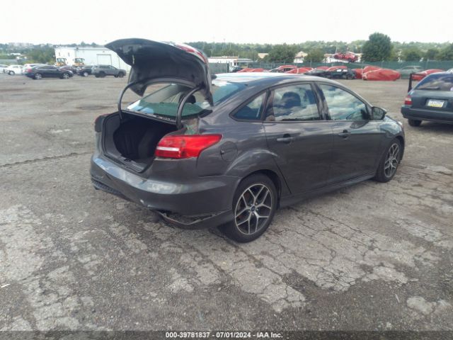 1FADP3F24GL210560 Ford FOCUS SE