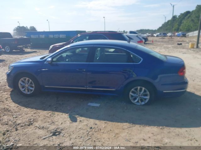 1VWAT7A31GC043622 Volkswagen Passat 1.8t S