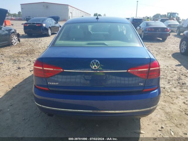 1VWAT7A31GC043622 Volkswagen Passat 1.8t S