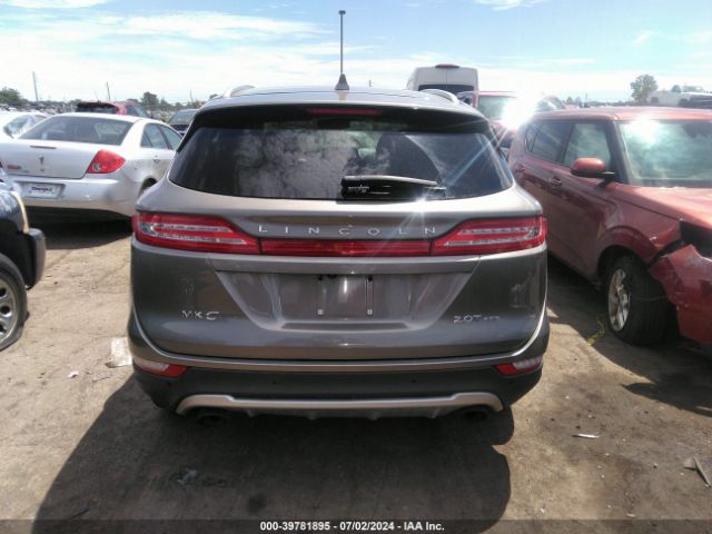 5LMCJ1D97HUL15559 Lincoln Mkc Premiere