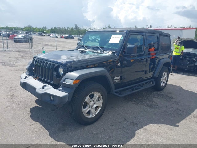1C4HJXDG3JW298350 Jeep Wrangler Unlimited Sport S 4x4