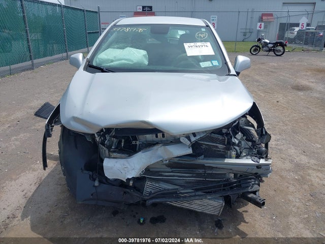 Chevrolet TRAX LS 2019 3GNCJKSB4KL403058 Image 12