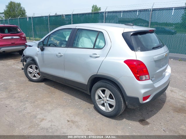 Chevrolet TRAX LS 2019 3GNCJKSB4KL403058 Image 3
