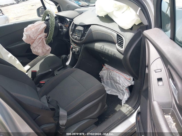 Chevrolet TRAX LS 2019 3GNCJKSB4KL403058 Image 5