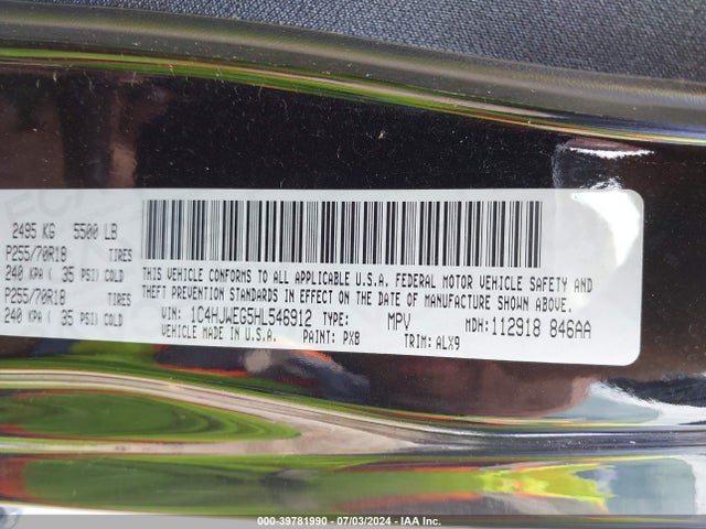 1C4HJWEG5HL546912 Jeep Wrangler Unlimited Sahara 4x4