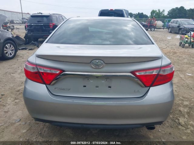 4T1BF1FK1HU365423 Toyota CAMRY SE