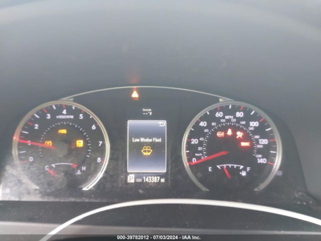 4T1BF1FK1HU365423 Toyota CAMRY SE