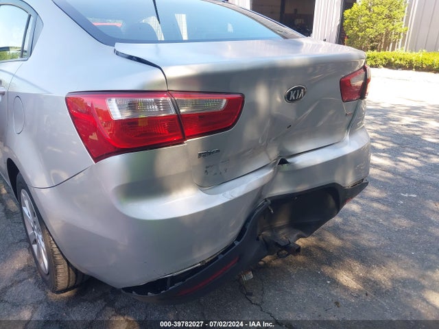KIA RIO LX 2014 KNADM4A33E6415482 Image 6