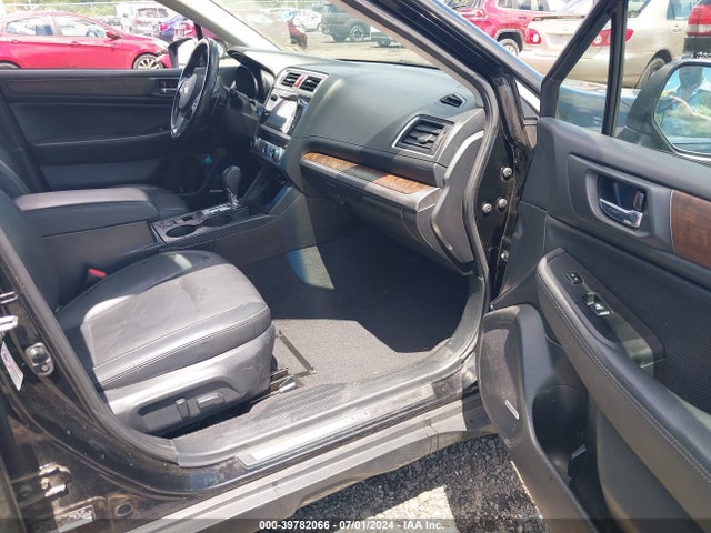 Subaru Outback 2.5i Limited 2015 4S4BSANC6F3278481 Image 5