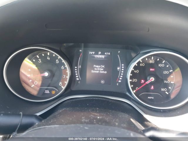 3C4NJDBB4KT818359 Jeep Compass Latitude 4x4