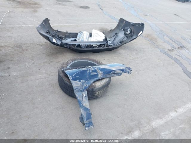 2T3C1RFV9MC161192 Toyota Rav4 Xle Premium
