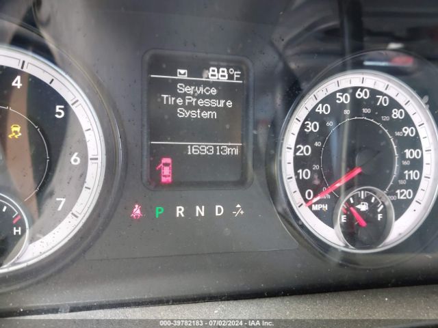 1C6RR7KT3ES136705 RAM 1500 St