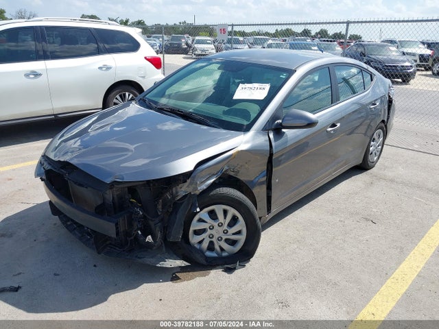 Hyundai ELANTRA SE 2019 5NPD74LF9KH490738 Image 2