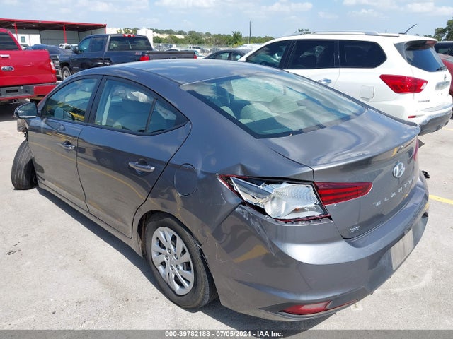 Hyundai ELANTRA SE 2019 5NPD74LF9KH490738 Image 3