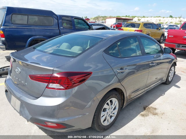 Hyundai ELANTRA SE 2019 5NPD74LF9KH490738 Image 4