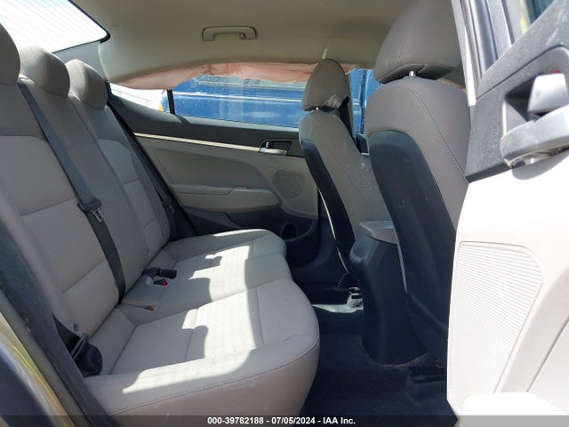Hyundai ELANTRA SE 2019 5NPD74LF9KH490738 Image 8