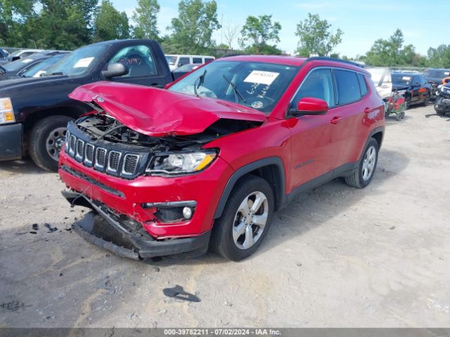 3C4NJCBB7JT108588 Jeep Compass Latitude Fwd