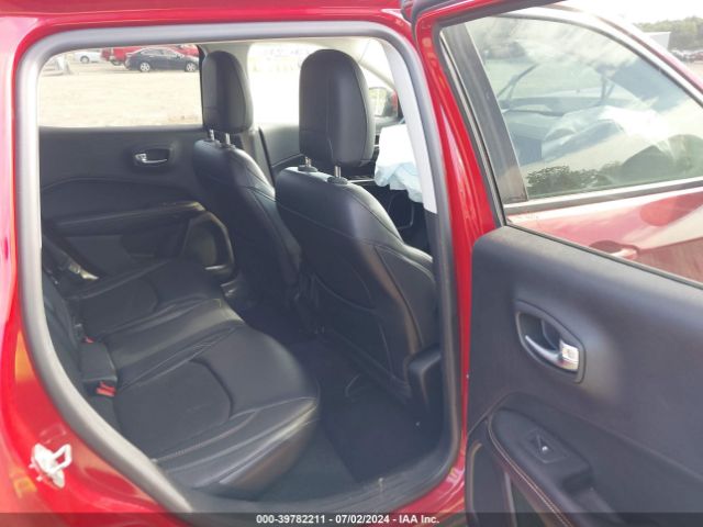 3C4NJCBB7JT108588 Jeep Compass Latitude Fwd