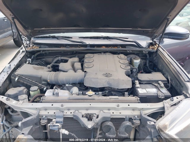 Toyota 4RUNNER SR5 2016 JTEZU5JR9G5119325 Image 10
