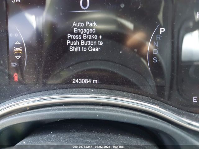1C4RJFAG8EC104163 Jeep Grand Cherokee Laredo