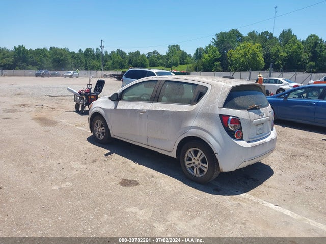 Chevrolet Sonic Lt Auto 2015 1G1JC6SH8F4167332 Image 3