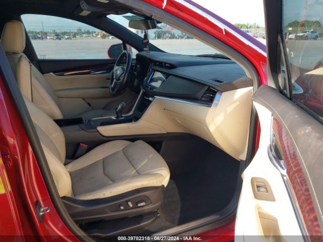 1GYKNCRS3KZ178249 Cadillac XT5 LUXURY