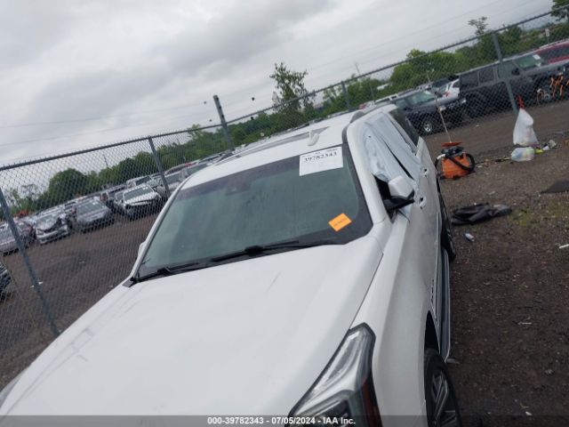 1GKS2HKJ1HR379061 GMC YUKON XL DENALI