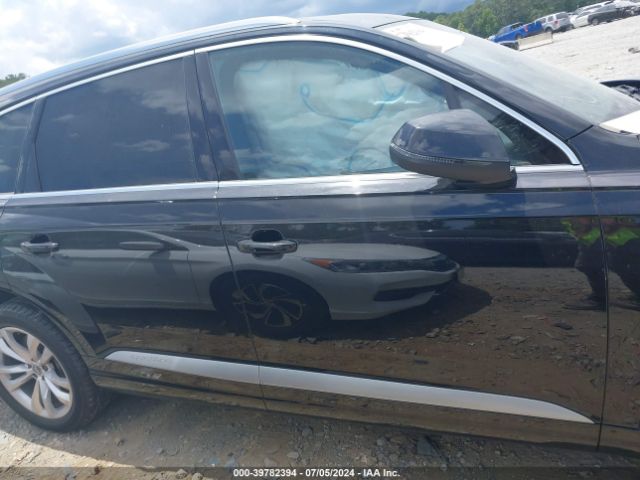 WA1LHAF74HD050947 Audi Q7 2.0t Premium