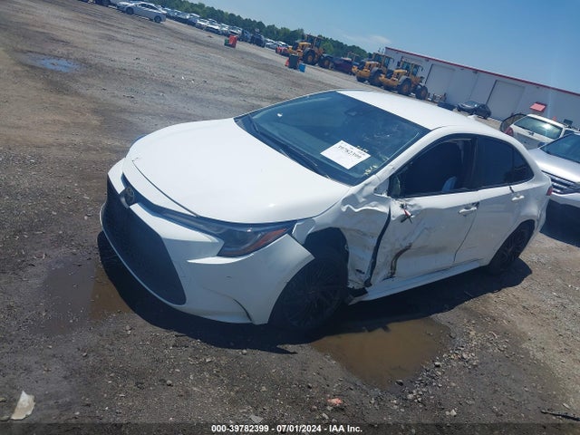 Toyota COROLLA LE 2020 JTDEPRAEXLJ081300 Image 2