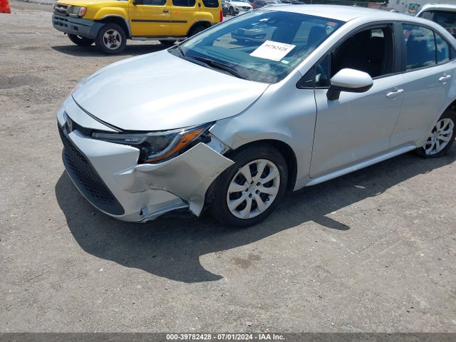 Toyota COROLLA LE 2022 5YFEPMAE0NP351667 Image 6