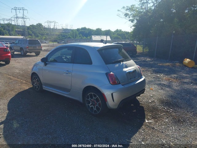 2013 FIAT 500 3C3CFFHH0DT543290 Photo 2