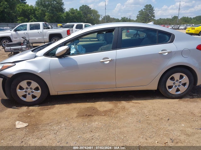 KIA FORTE LX 2015 KNAFK4A6XF5400994 Image 14