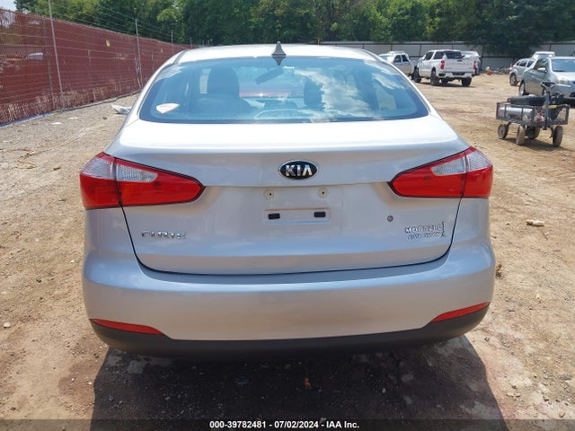 KIA FORTE LX 2015 KNAFK4A6XF5400994 Image 16