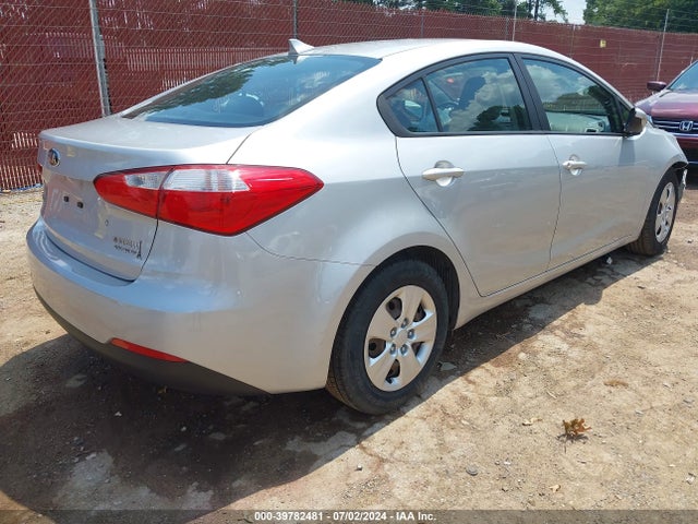 KIA FORTE LX 2015 KNAFK4A6XF5400994 Image 4