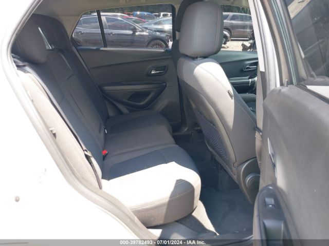 KL7CJKSB6LB310244 Chevrolet Trax Fwd Ls