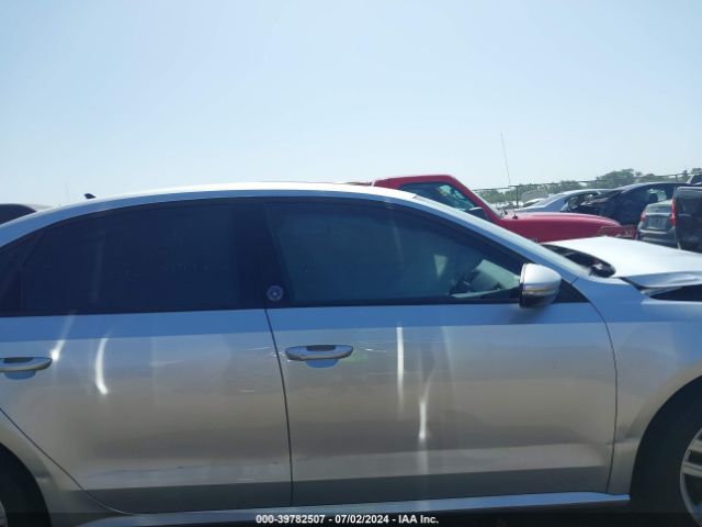 1VWLA7A35KC008928 Volkswagen Passat 2.0t Wolfsburg Edition