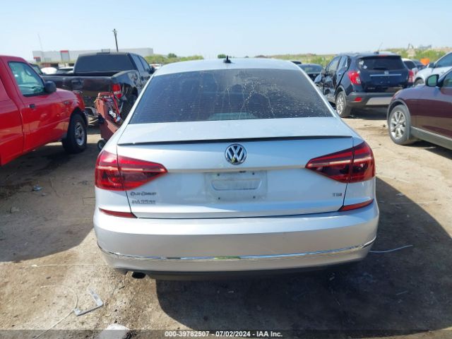 1VWLA7A35KC008928 Volkswagen Passat 2.0t Wolfsburg Edition