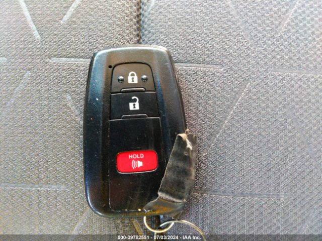 2T3P1RFV6LW133784 Toyota Rav4 Xle