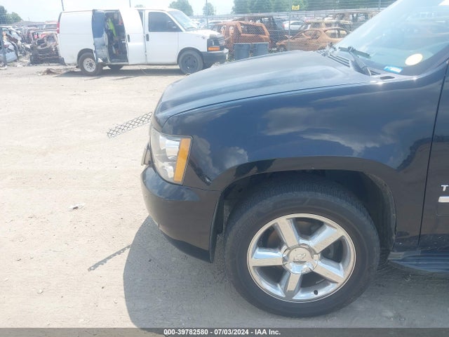 Chevrolet Tahoe Ltz 2014 1GNSCCE04ER240995 Image 17