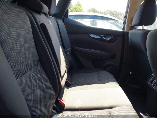 JN1BJ1CPXKW233133 Nissan Rogue Sport Sv