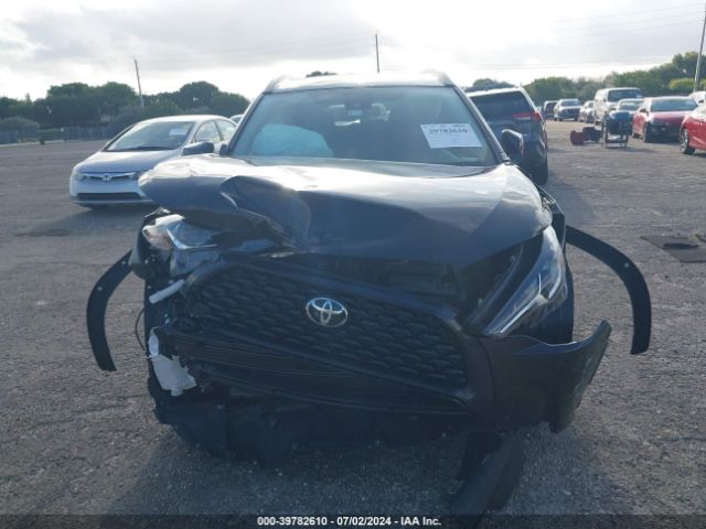 7MUCAAAG7NV001913 Toyota Corolla Cross Le