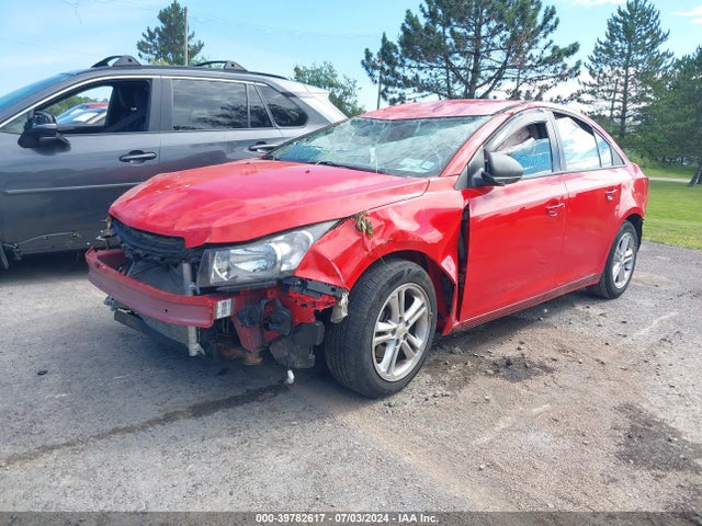 Chevrolet Cruze Ls Auto 2015 1G1PA5SG8F7173082 Image 2