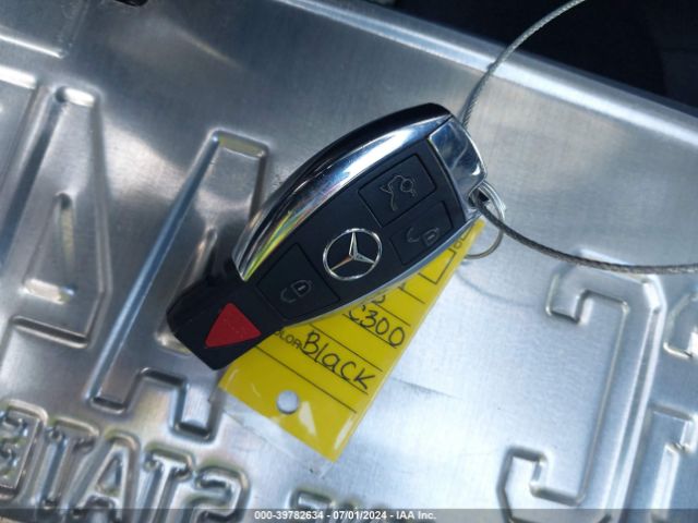 WDC0G4JB8KF594334 Mercedes-Benz GLC 300