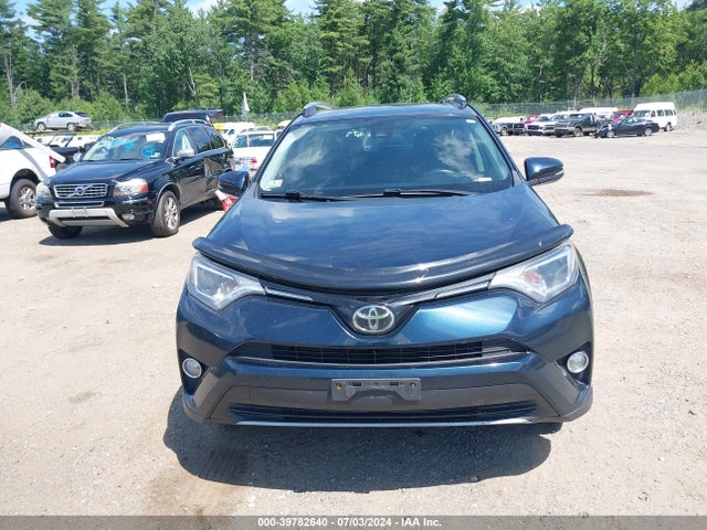 Toyota Rav4 Xle 2017 2T3RFREV0HW559411 Image 13