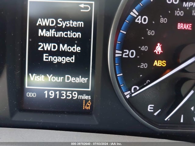 Toyota Rav4 Xle 2017 2T3RFREV0HW559411 Image 16