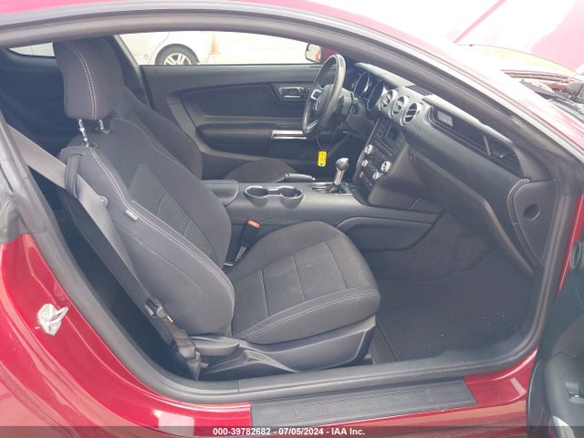 Ford Mustang V6 2017 1FA6P8AM9H5330018 Image 5