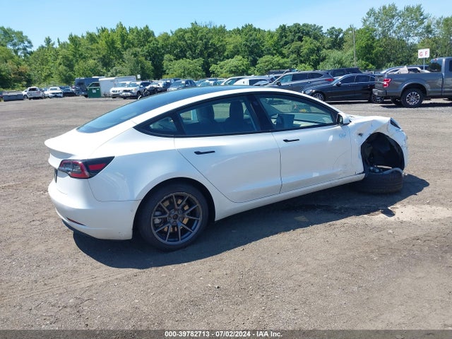 2021 TESLA MODEL 3 5YJ3E1EA5MF085107 Photo 3