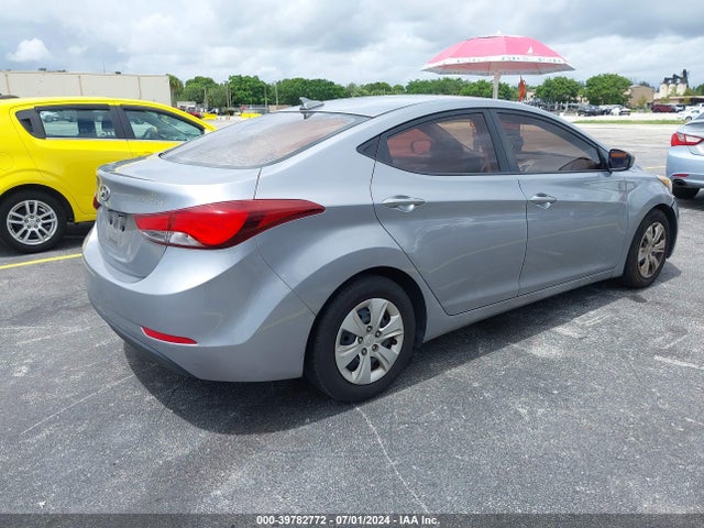 Hyundai ELANTRA SE 2016 5NPDH4AE8GH704892 Image 14