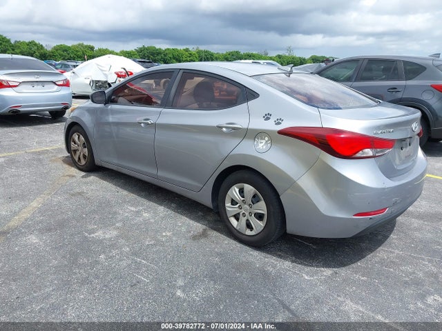 Hyundai ELANTRA SE 2016 5NPDH4AE8GH704892 Image 3